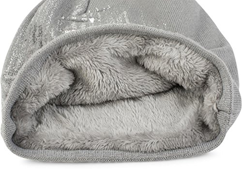 515e2Eo4U1L.jpg styleBREAKER cálido Gorro Beanie de Punto Fino con Estampado metálico y Relleno Interior Polar Slouch Beanie Largo Unisex 04024132 Gris claro / plateado