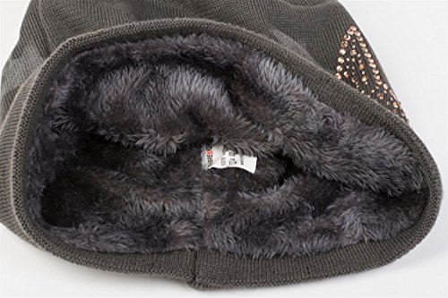 51Juw5YTu-L.jpg styleBREAKER Gorro Beanie de Punto cálido con Motivo de Estrellas Estrellas de Strass y Relleno Interior Muy Suave Unisex 04024084 Gris oscuro